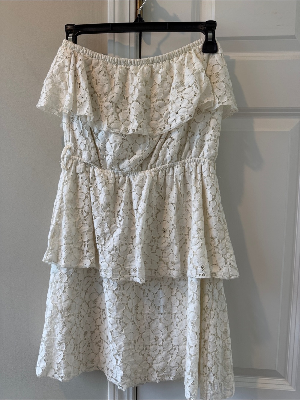 Rue21 White Strapless Lace Tiered Dress